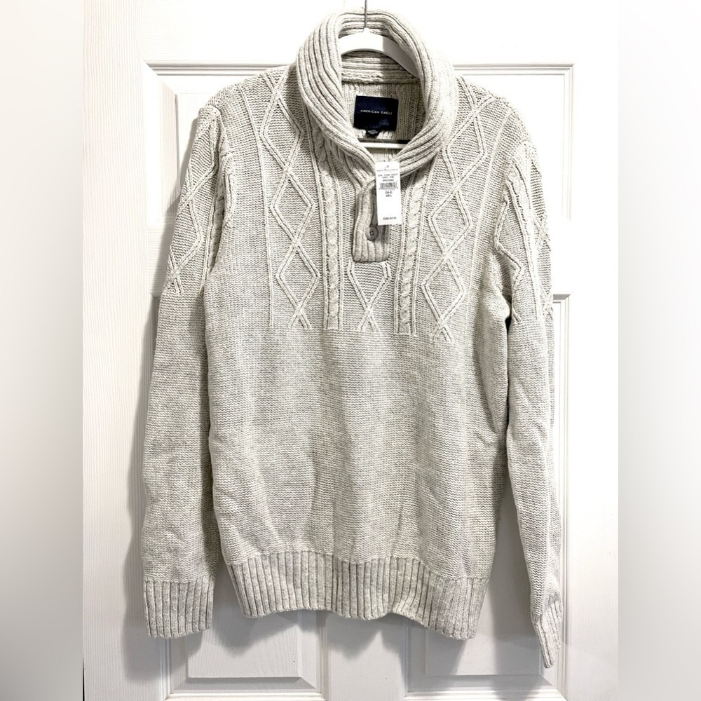 NWT American Eagle AEO Men’s Cable knit Sweater Shawl Collar Button Accent Large